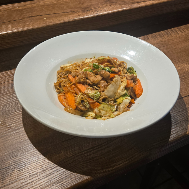 Yakisoba Chicken.