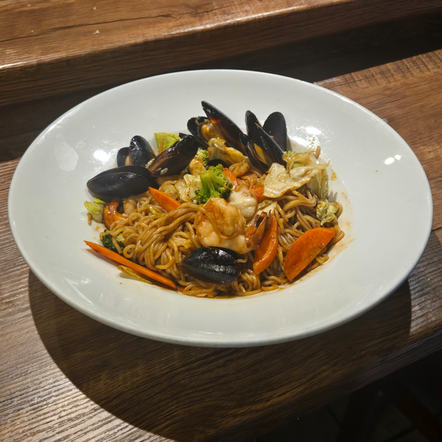 Yakisoba Seafood.